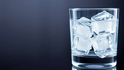 Защо звукът на ледчетата е по-силен, когато е 32 °C