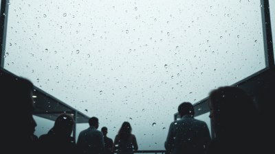 Как влажността превръща обикновения разговор в нещо по-дълбоко