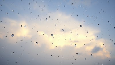 Как времето ни сближава, когато думите вече не стигат