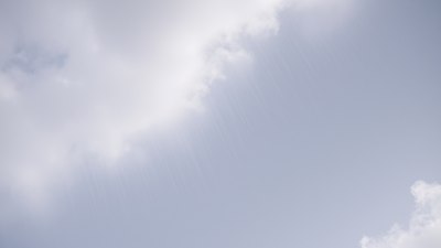 Какво е вирга и защо дъждът понякога не достига земята