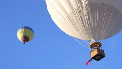 Как метеобалоните събират данни на 30 км височина