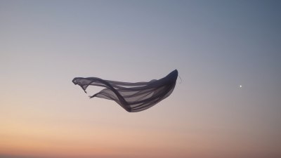 Вечерният бриз е онова първо гадже, за което после си мислите „трябваше да се омъжа за него“