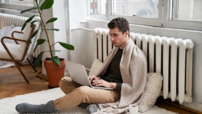 Защо термостатът ви играе на „труден за получаване“ през януари