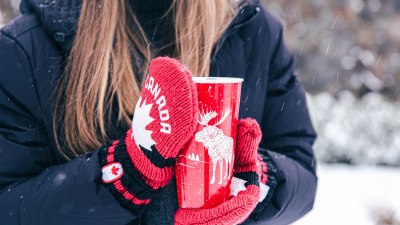 Метеорологичната мистерия на изчезващите ръкавици