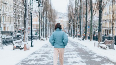 Как зимата превръща равните повърхности във внезапна заплаха